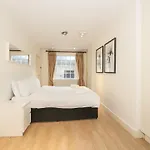Hatch Street St Stephen's 아파트
