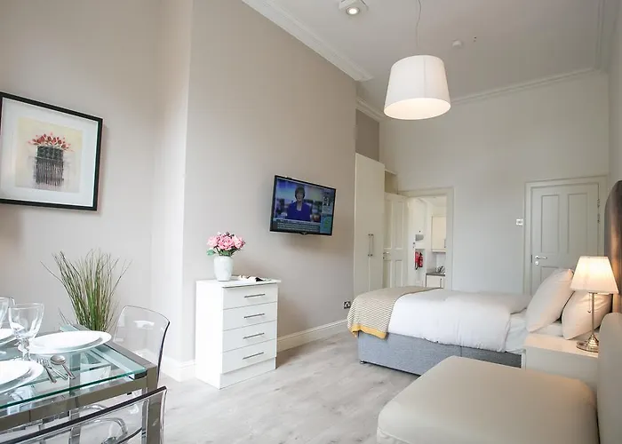 Hatch Street St Stephen's