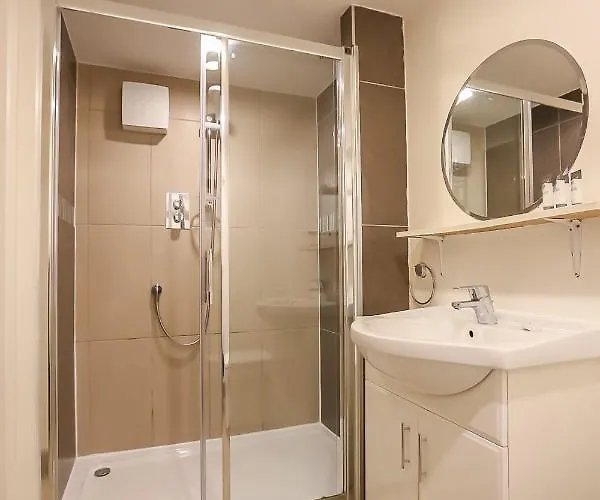 Hatch Street St Stephen's